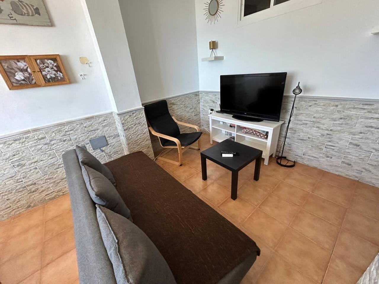 Apartamento Frente Al Mar Pedregalejo Malaga Bagian luar foto